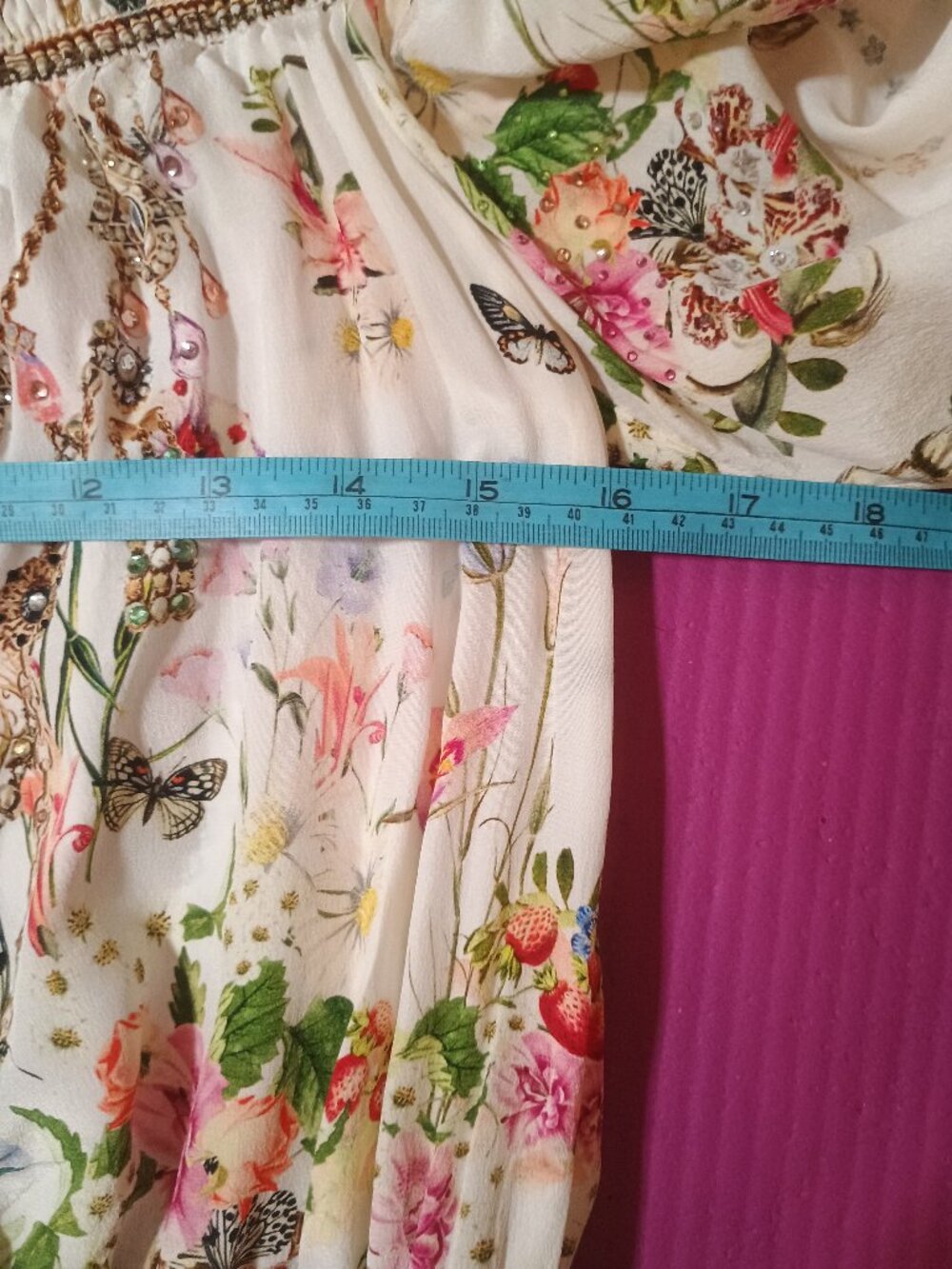 Camilla dress size S rose garden runaways RARE limited collection - Picture 9 of 11